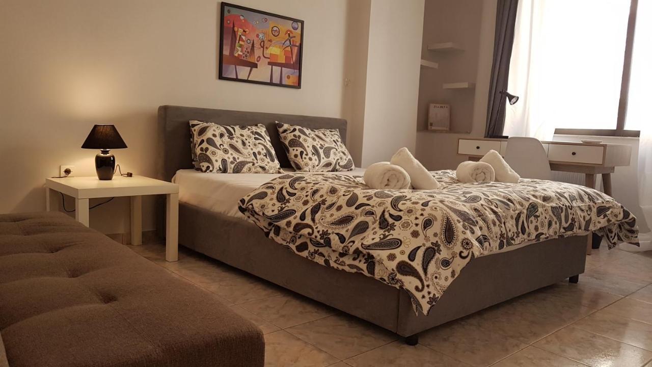 Palette Apartment Chocolate - Athens Center, 6 Bd, 3 Bath Exterior photo